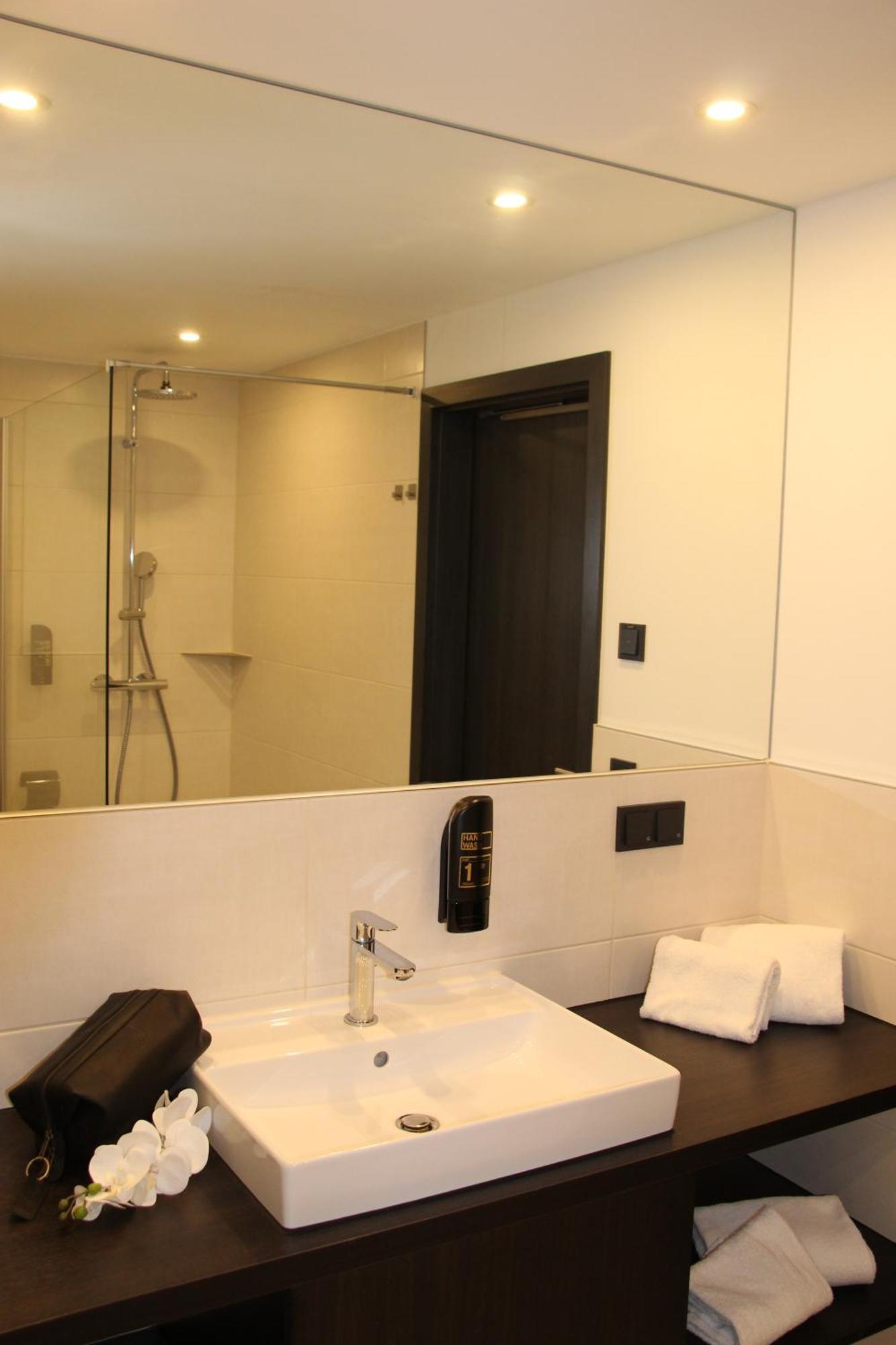 Seehotel Ecktannen Βάρεν Εξωτερικό φωτογραφία